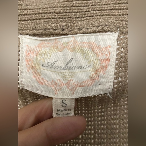 Ambiance Beige Knit Long Cardigan Size Small - Picture 4 of 7